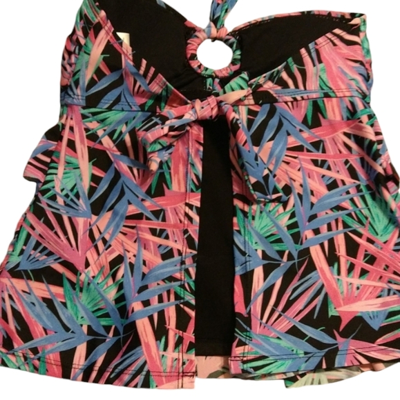 Open back halter bathing suit top size small 4/6 - Picture 4 of 4